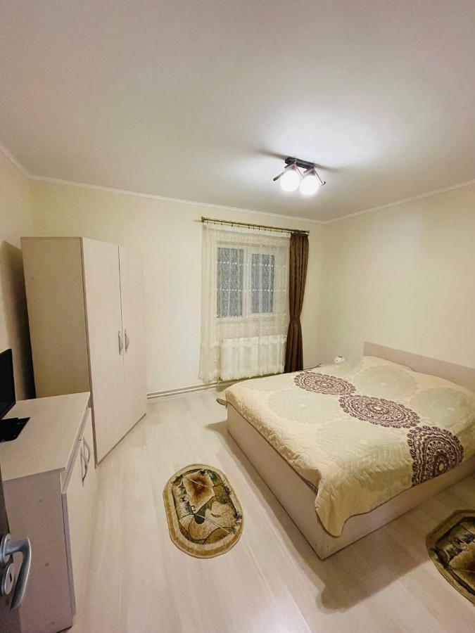 Apartament Extralarge Буштені Екстер'єр фото
