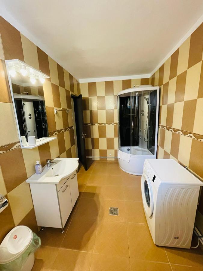 Apartament Extralarge Буштені Екстер'єр фото